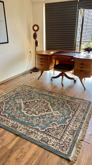 Study Room in 2 BHK Apartment at Khar West – for Rent