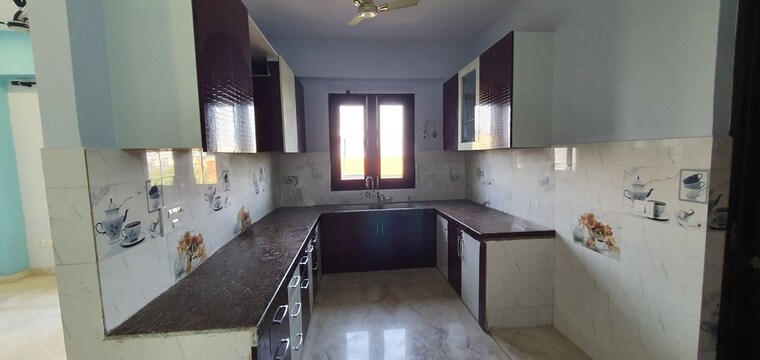 Kitchen, tulip-mall 2 Bedroom 250 Sq.Mt. Builder Floor In Sector 46 Noida 10181914