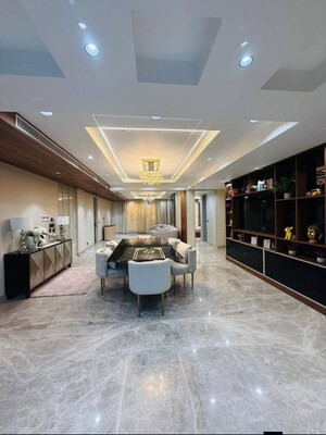 Living Room in 4 BHK Builder Floor at Emaar MGF Emerald Hills, Sector 65 – for Sale