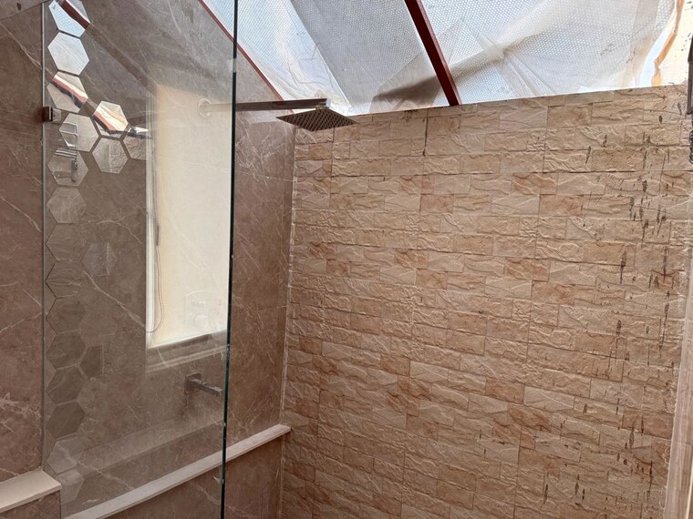Bathroom, kohli-one-malibu-town 1 RK 650 Sq.Ft. Builder Floor In Sector 47 Gurgaon 10181936