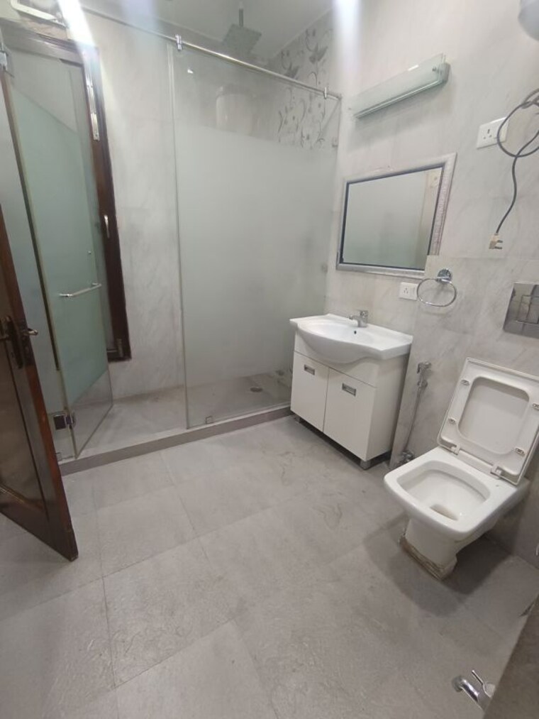 Bathroom, malviya nagar 2 Bedroom 1200 Sq.Ft. Builder Floor In Malviya Nagar Delhi 10181937