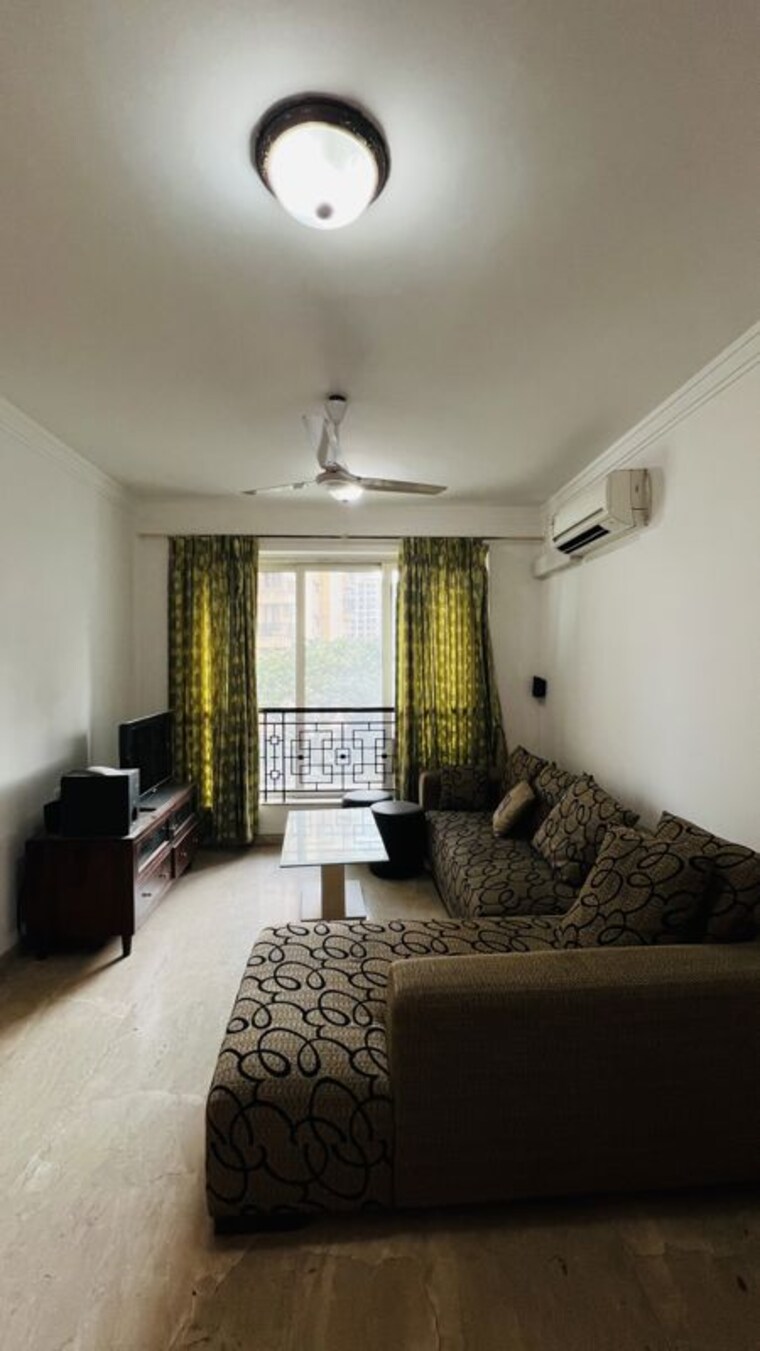Living Room, hiranandani-estate-chelsea 2.5 Bedroom 950 Sq.Ft. Apartment In Ghodbunder Road Thane 10181930