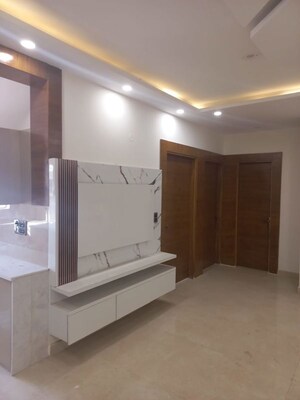 2 BHK Builder Floor For Sale in Amolik Aster Woods, Sector 98