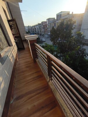 Balcony in 2 BHK Independent House at Ghazipur – for Rent