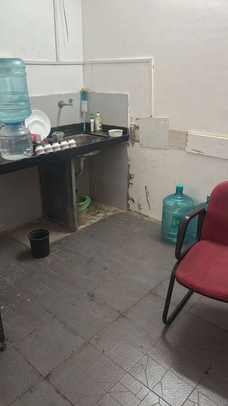 Kitchen/pantry, model colony Commercial Office Space 1500 Sq.Ft. In Model Colony Pune 10181962
