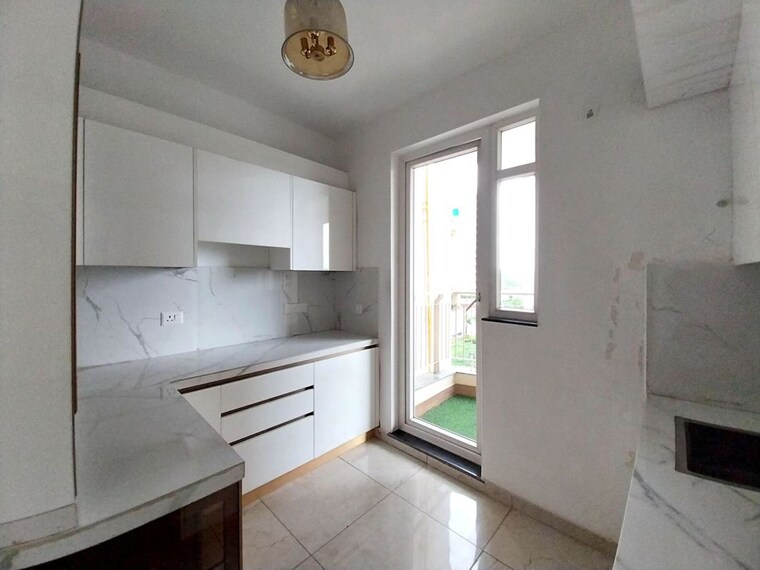 Kitchen, bptp-discovery-park 3 Bedroom 1600 Sq.Ft. Apartment In Sector 80 Faridabad 10181961