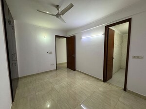 Room in 2 BHK Builder Floor at Palm Residency Chhatarpur, Chattarpur – for Rent