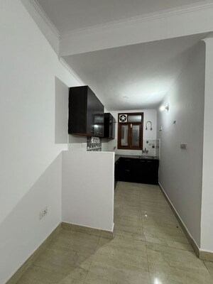 Building Lobby in 2 BHK Builder Floor at Palm Residency Chhatarpur, Chattarpur – for Rent