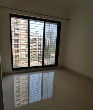 Room in 1 BHK Apartment at Sethia Kalpavruksh Heights, Kandivali West – for Rent