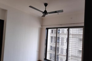 Room in 1 BHK Apartment at Sethia Kalpavruksh Heights, Kandivali West – for Rent