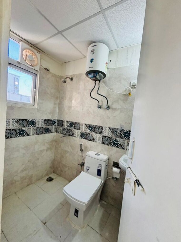 Bathroom, signature-global-prime 2 Bedroom 573 Sq.Ft. Apartment In Sector 63a Gurgaon 10181993