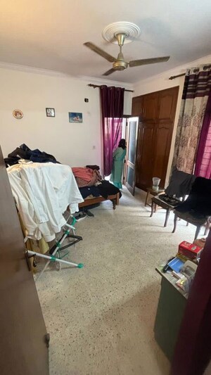 Master Bedroom in 3.5 BHK Apartment at Garima Vihar Apartments, Sector 35 – for Sale