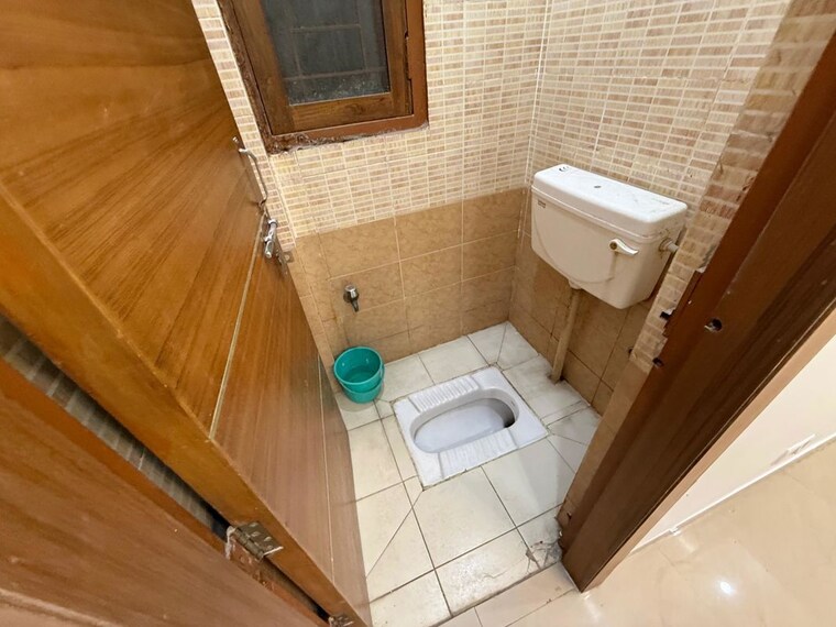 Bathroom, vasant kunj 2 Bedroom 1050 Sq.Ft. Apartment In Vasant Kunj Delhi 10181995