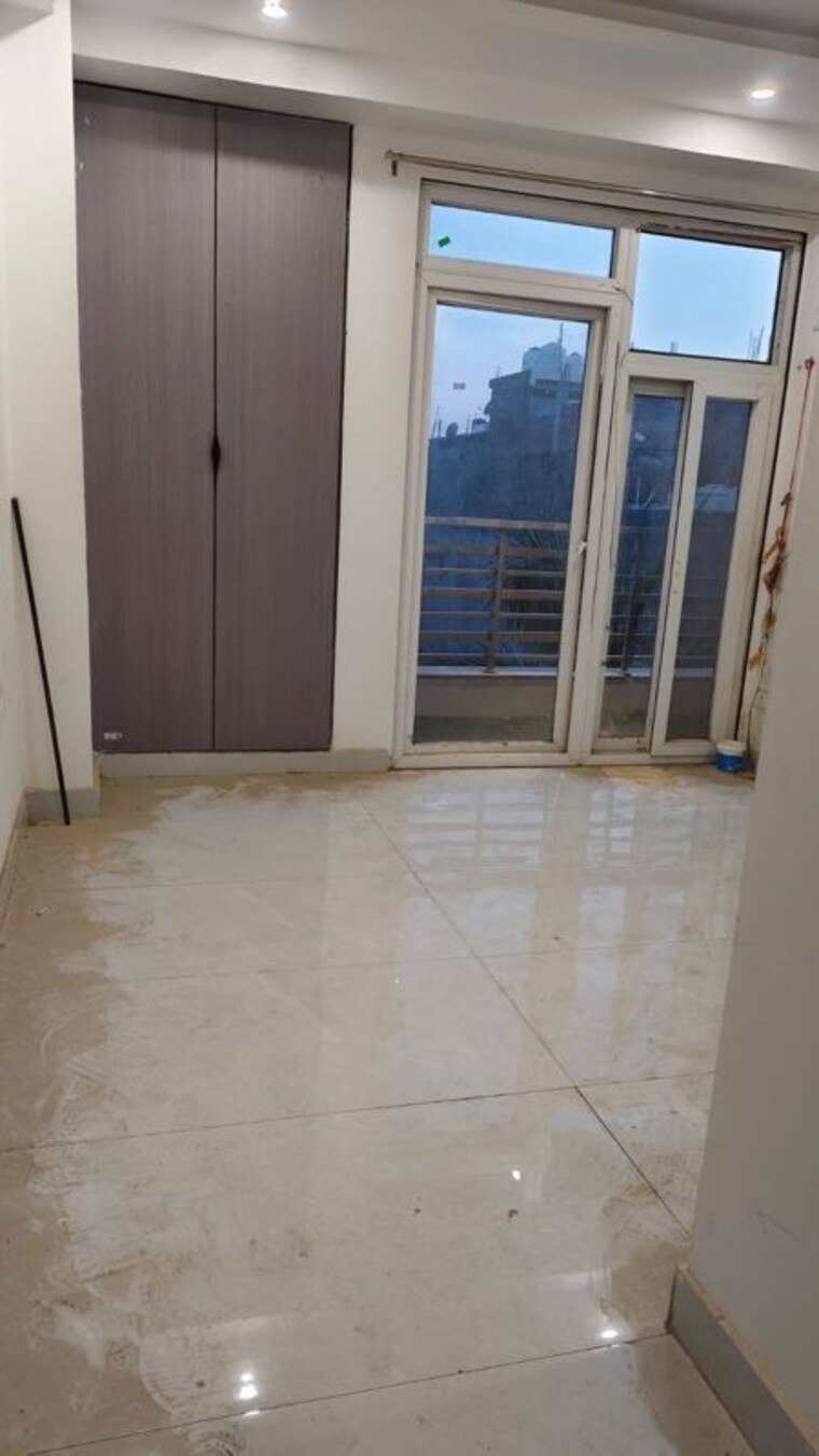 undefined, paryavaran complex 3 Bedroom 1200 Sq.Ft. Builder Floor In Paryavaran Complex Delhi 10181998