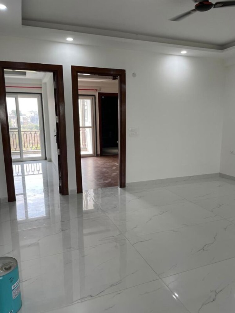 Room, suncity-avenue-76 2 Bedroom 582 Sq.Ft. Apartment In Sector 76 Gurgaon 10182000