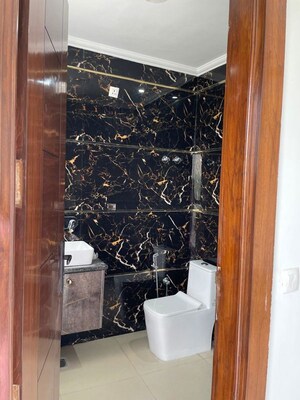 Furnished Amenities in 2 BHK Apartment at Suncity Avenue 76, Sector 76 – for Sale