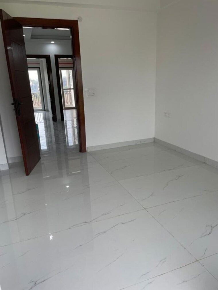 Room, suncity-avenue-76 2 Bedroom 582 Sq.Ft. Apartment In Sector 76 Gurgaon 10182000