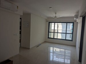 2 BHK Apartment For Rent in Rustomjee Aden, Bandra East