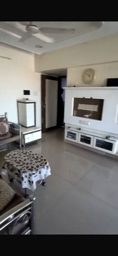 2 BHK Apartment For Rent in DB Orchid Suburbia