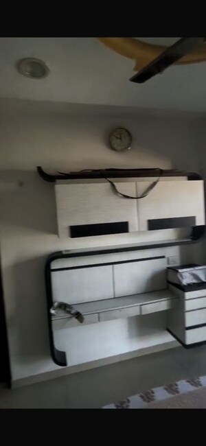 Furnished Amenities in 2 BHK Apartment at DB Orchid Suburbia, Kandivali West – for Rent