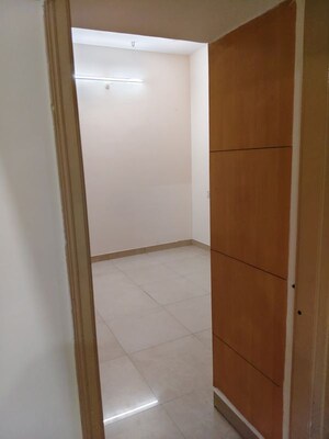Room in 2 BHK Builder Floor at Btm Layout – for Rent