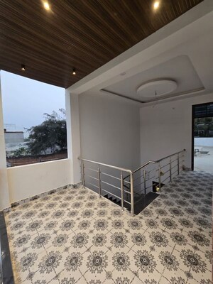 Bedroom in 3 BHK Independent House at Jankipuram – for Sale