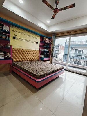 Bedroom in 2 BHK Apartment at Suncity Avenue 76, Sector 76 – for Sale