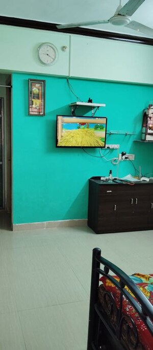 Furnished Amenities in 1 BHK Apartment at Prabhadevi CHS, Prabhadevi – for Rent