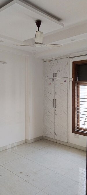 Room in 2 BHK Apartment at KW Srishti, Raj Nagar Extension – for Sale