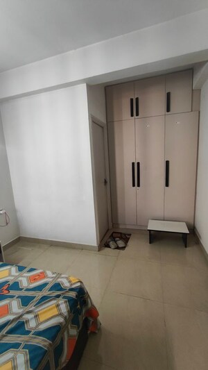 Room in 2 BHK Apartment at Suncity Heights, Sector 54 – for Sale