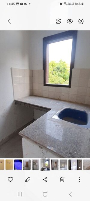 Room in 2.5 BHK Independent House at Sector 7 – for Rent