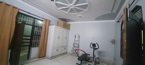 Team Area in 1 BHK Independent House at Sector 3 – for Rent