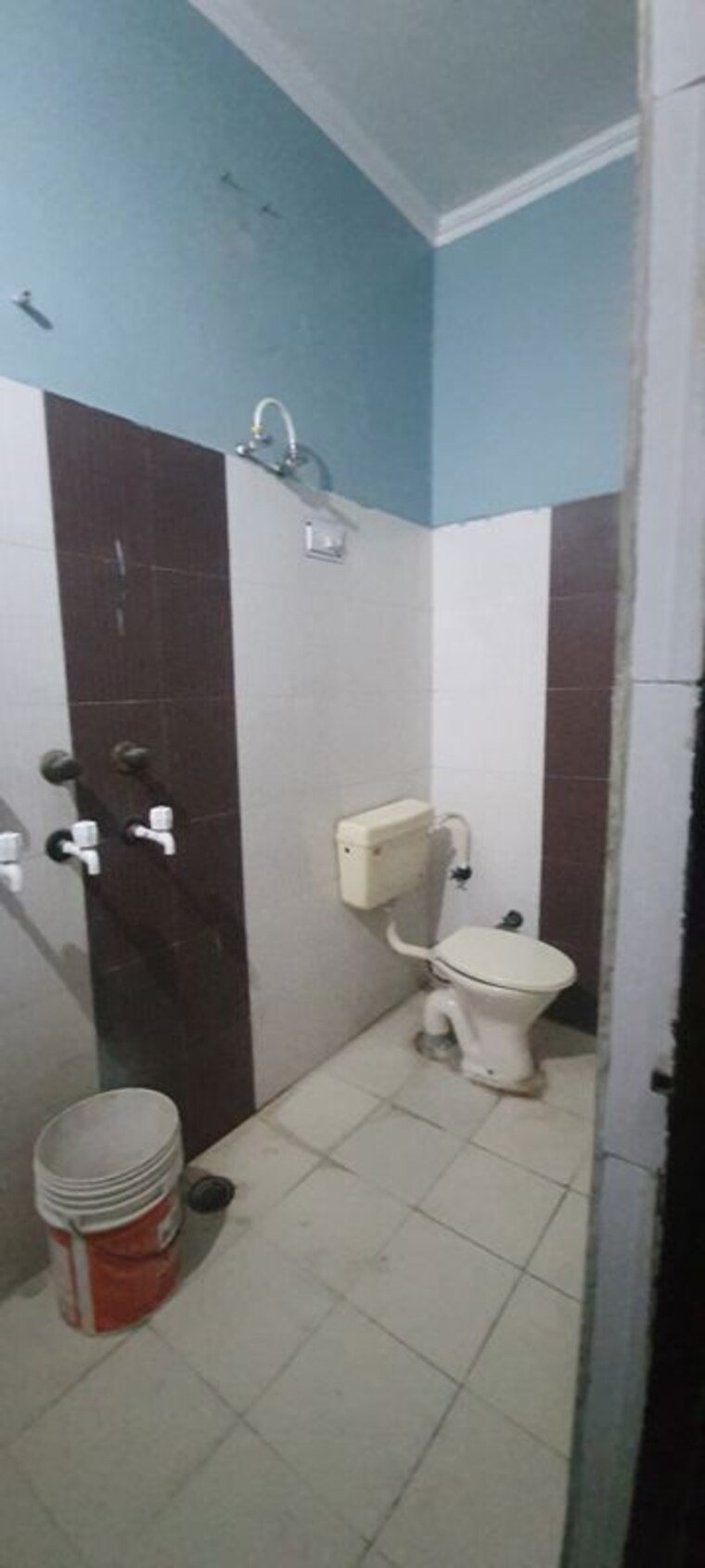Bathroom, sector 3 1 Bedroom 100 Sq.Ft. Independent House In Sector 3 Faridabad 10182113