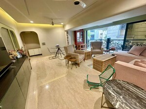 Master Bedroom in 2 BHK Apartment at Maheswar Shikar, Santacruz West – for Rent