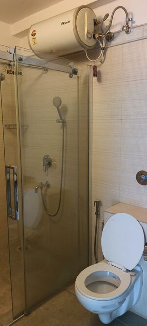 Bathroom in 3 BHK Apartment at Richmond Premier, Richmond Road – for Rent