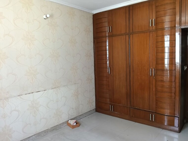 Room, ambala highway 2 Bedroom 1650 Sq.Ft. Apartment In Ambala Highway Zirakpur 10182161