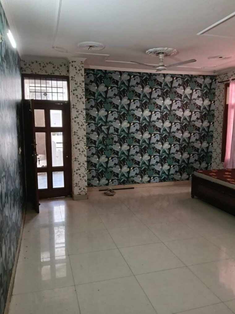 Room, ambala highway 2 Bedroom 1650 Sq.Ft. Apartment In Ambala Highway Zirakpur 10182161