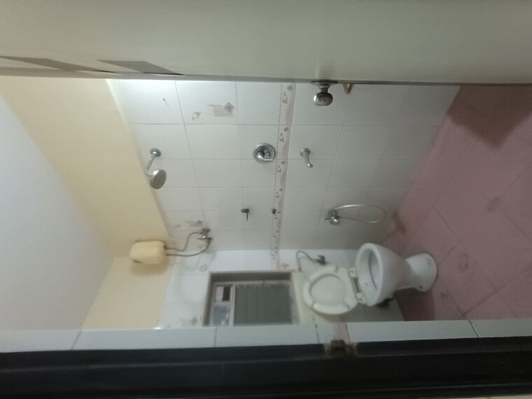 Bathroom, shiv-simiran 2 Bedroom 1270 Sq.Ft. Apartment In Kopar Khairane Navi Mumbai 10182169