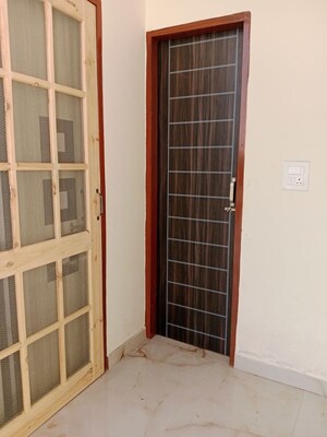  1 RK Builder Floor at Sector 6 – for Rent