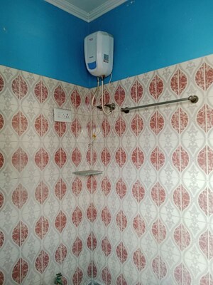  2 BHK Builder Floor at Sector 6 – for Rent