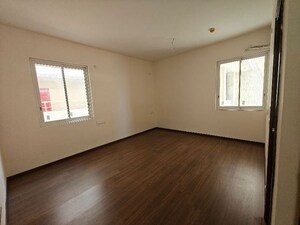 Room in 3 BHK Apartment at Aurobindo The Regent, Kondapur – for Sale