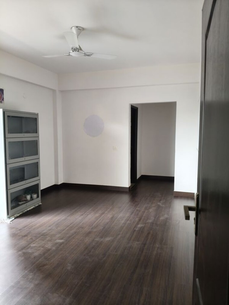 Room, supertech-cape-town 2.5 Bedroom 1295 Sq.Ft. Apartment In Sector 74 Noida 10182222