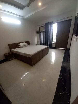 Kitchen in 1 BHK Builder Floor at Sector 45 – for Rent