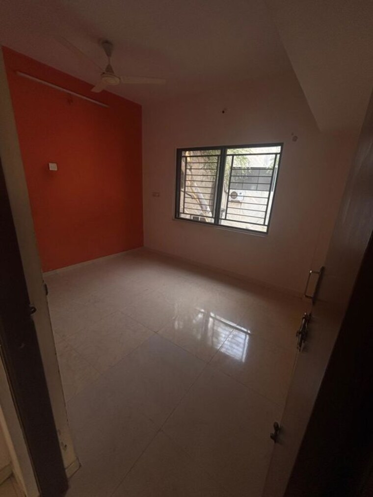 Room, chandan nagar 2 Bedroom 950 Sq.Ft. Apartment In Chandan Nagar Pune 10182250