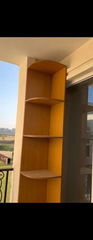 Furnished Amenities in 2.5 BHK Builder Floor at Signature Global Park 4 and 5, Sohna Sector 36 – for Rent