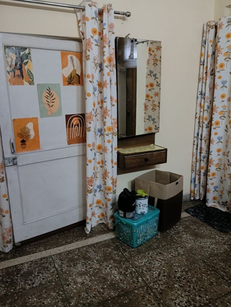 Living Room, kalkaji 1 Bedroom 500 Sq.Ft. Builder Floor In Kalkaji Delhi 10182115