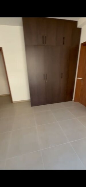 Room in 3.5 BHK Apartment at Bhartiya Nikoo Homes, Thanisandra Main Road – for Rent