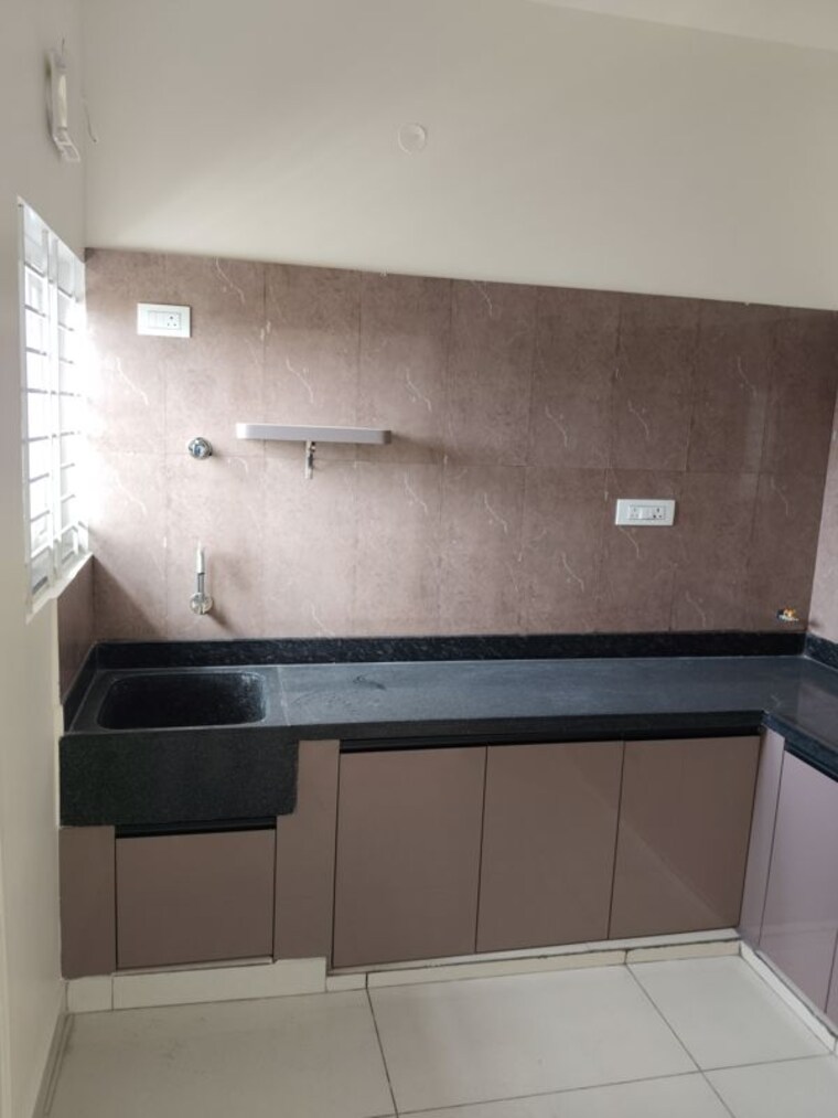 Kitchen, krishna-residency-kadubeesanahalli 2 Bedroom 1000 Sq.Ft. Apartment In Kadubeesanahalli Bangalore 10182333