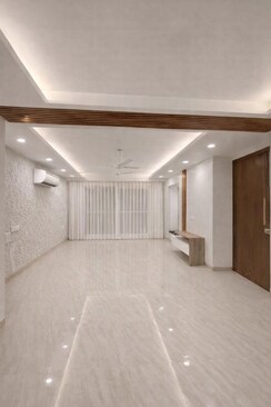 4 BHK Builder Floor For Rent in Sector 46