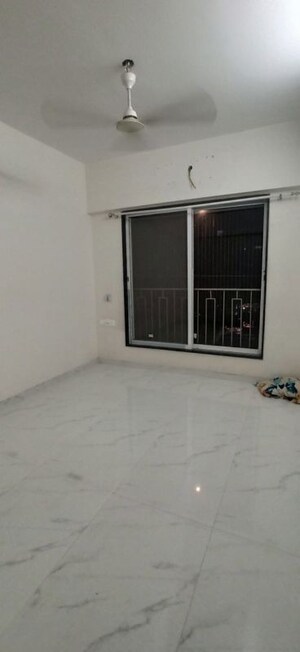 Room in 2 BHK Apartment at Prerana CHS Borivali, Borivali West – for Rent